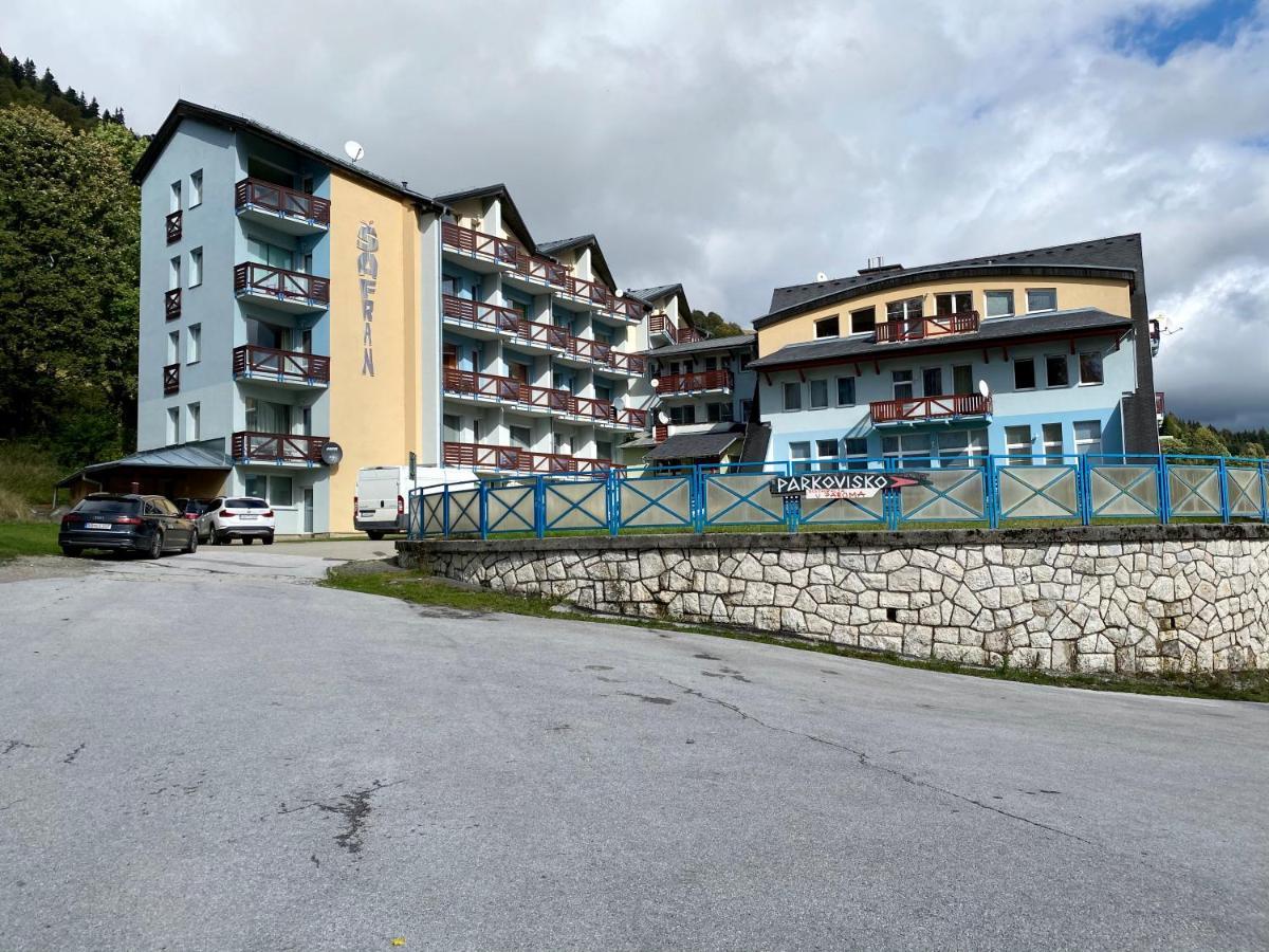 Apartman Forest View Доновали Екстериор снимка